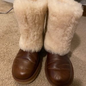 Ugg limited edition Maylin Leather Sheepskin boot